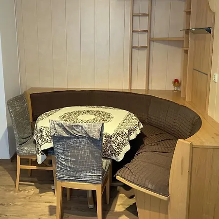 Apartment Areit - Low Budget *